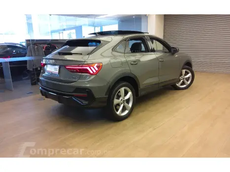 Q3 2.0 40 TFSI GASOLINA SPORTBACK PERFORMANCE BLACK QUATTRO